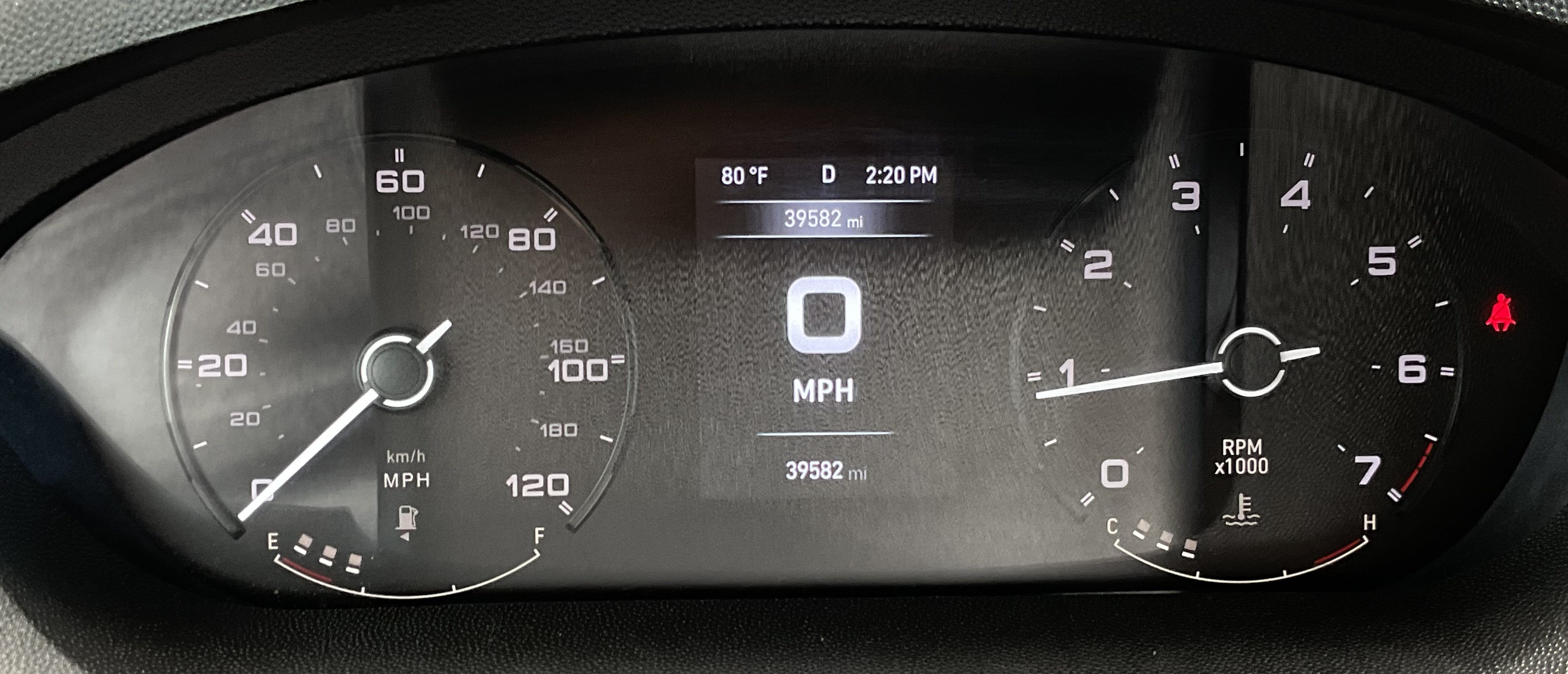 Used 2025 RAM ProMaster 2500 w/ Convenience Group FWD image 11