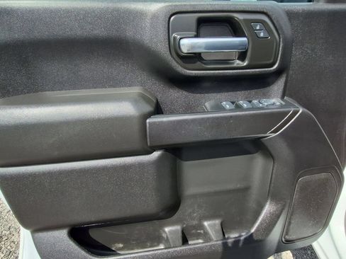 Used 2024 Chevrolet Silverado 2500 Custom w/ Custom Convenience Package AWD/4WD image 20