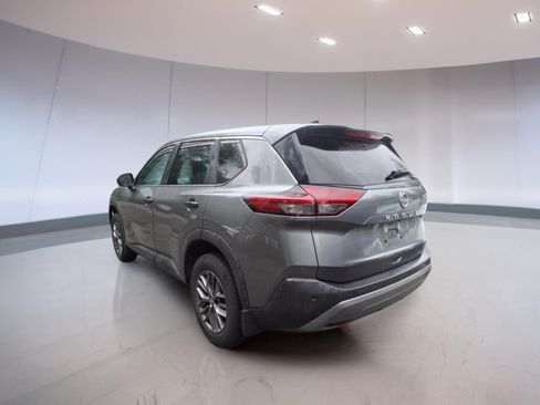 Used 2023 Nissan Rogue S AWD/4WD image 3