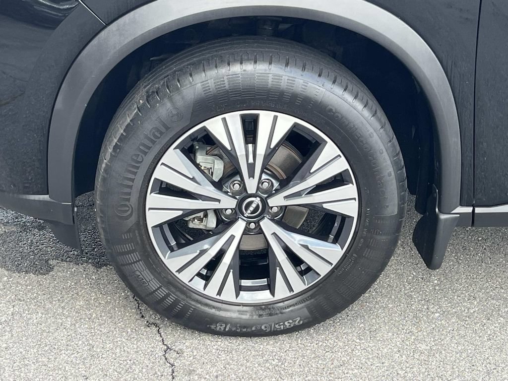 Used 2022 Nissan Rogue SV FWD image 12