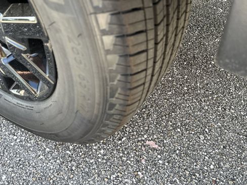 New 2026 Nissan Frontier SV image 14