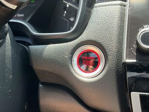 Used 2019 Honda CR-V Touring image 19