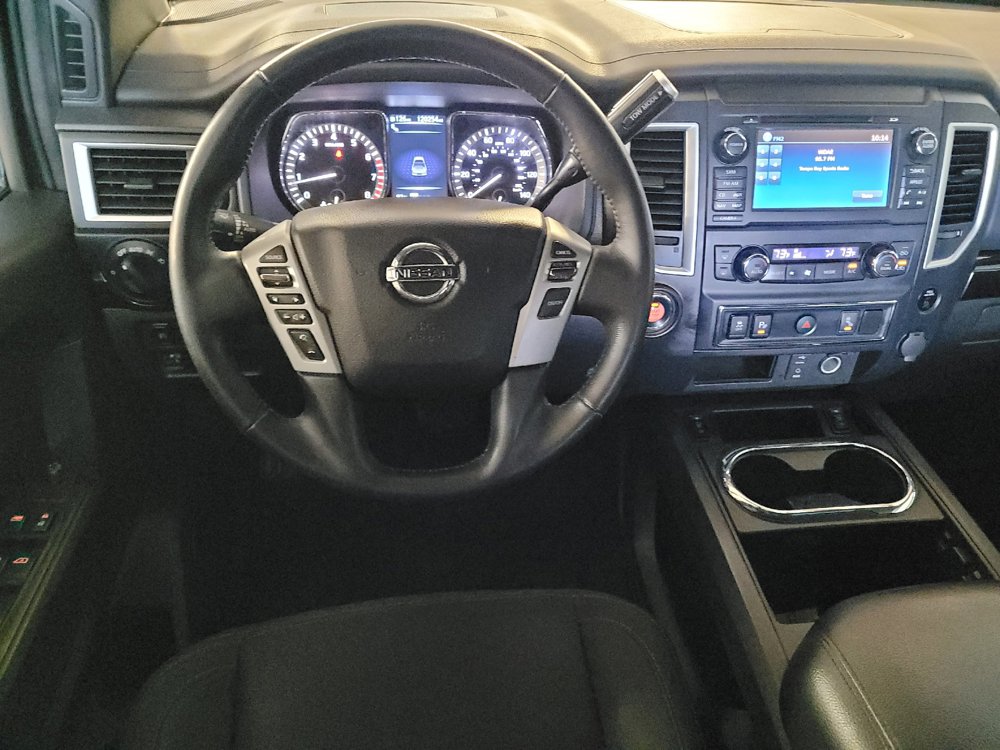 Used 2018 Nissan Titan SV w/ SV Convenience Package RWD image 22