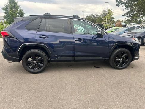 Used 2019 Toyota RAV4 XSE AWD/4WD image 10