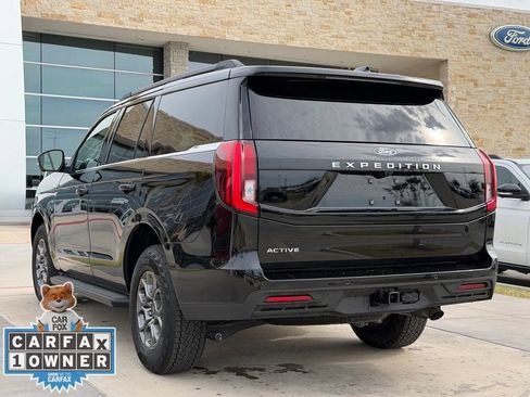Used 2026 Ford Expedition Active RWD image 9