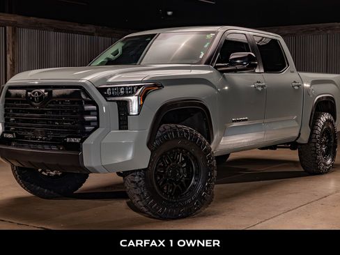 Used 2024 Toyota Tundra Limited image 5