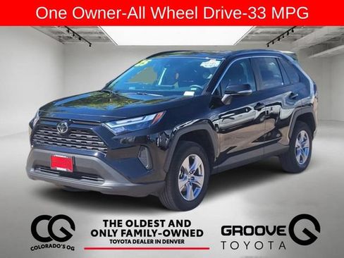 Used 2025 Toyota RAV4 XLE AWD/4WD image 1