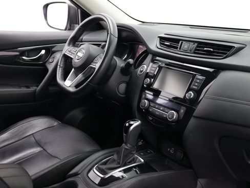 Used 2020 Nissan Rogue SL FWD image 43