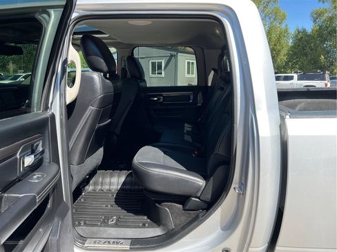Used 2018 RAM 3500 Laramie w/ Sport Appearance Group AWD/4WD image 10