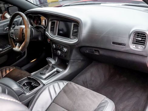 Used 2022 Dodge Charger SRT Hellcat w/ Harman/Kardon Audio Group image 19