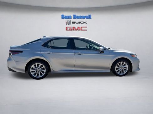 Used 2023 Toyota Camry LE w/ Convenience Package image 10