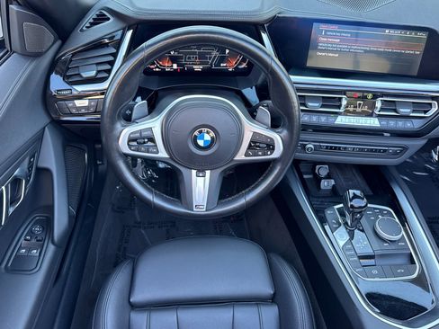 Used 2025 BMW Z4 sDrive30i RWD image 25