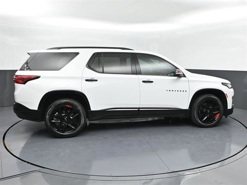 Used 2023 Chevrolet Traverse Premier w/ Redline Edition image 27