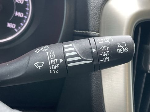 Used 2018 GMC Terrain Denali w/ Advanced Safety Package image 19