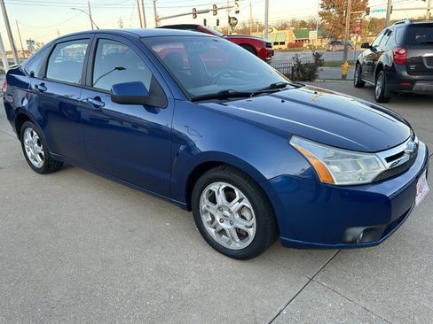 Used 2009 Ford Focus SES FWD image 6