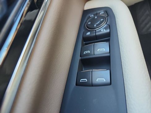 New 2026 GMC Yukon XL Denali w/ Denali Reserve Package image 18