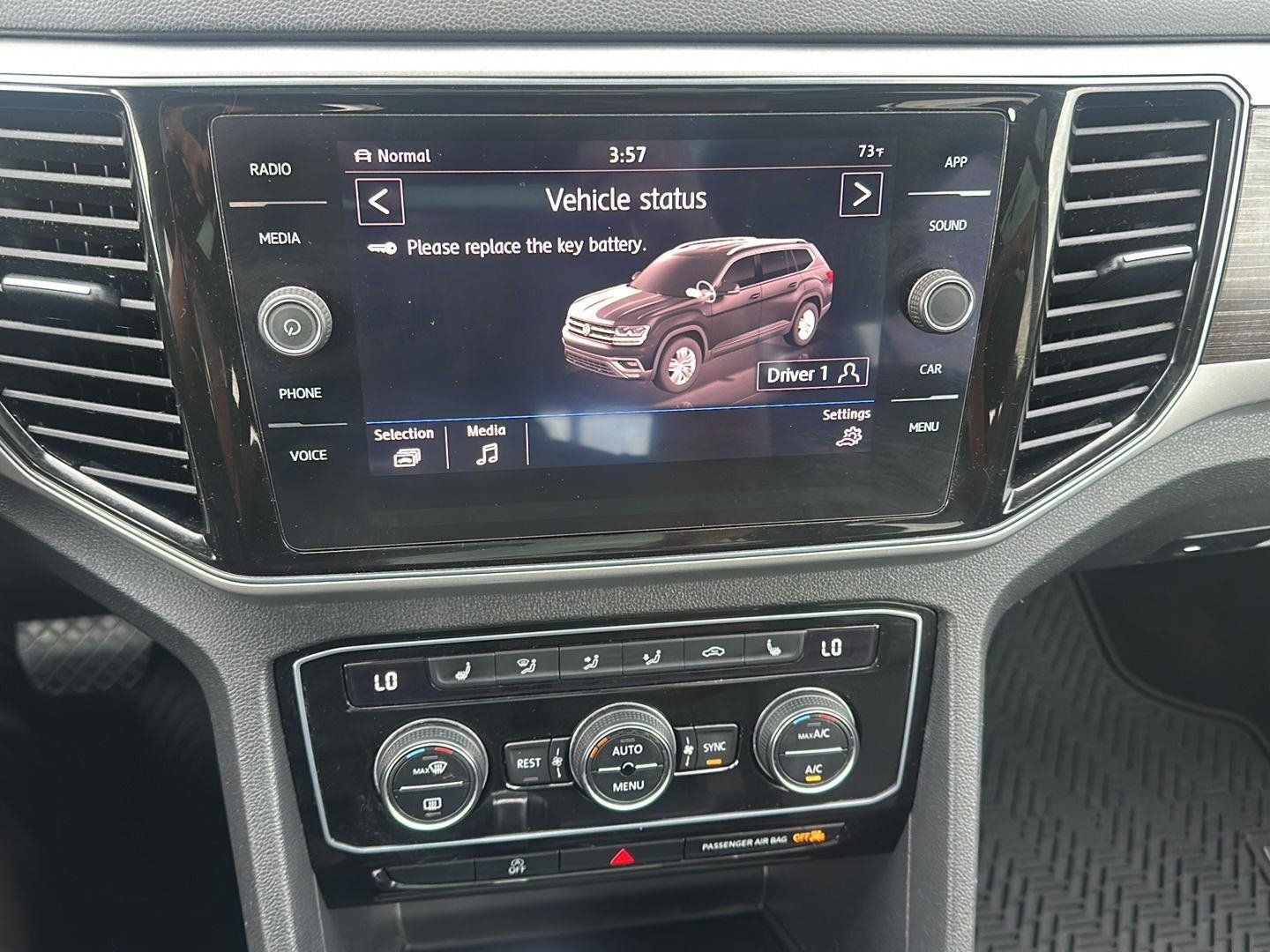 Used 2018 Volkswagen Atlas SEL AWD/4WD image 17