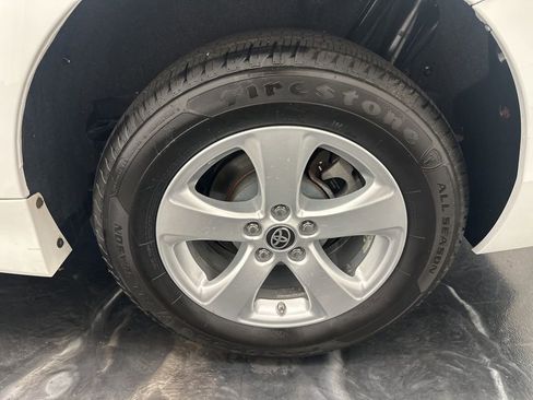 Used 2019 Toyota Sienna L image 30