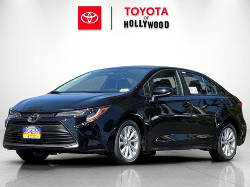 New 2026 Toyota Corolla LE FWD image 7