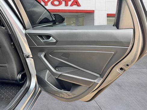 Used 2025 Volkswagen Jetta Sport FWD image 27