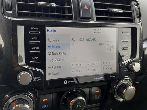 Used 2024 Toyota 4Runner TRD Off-Road Premium image 28