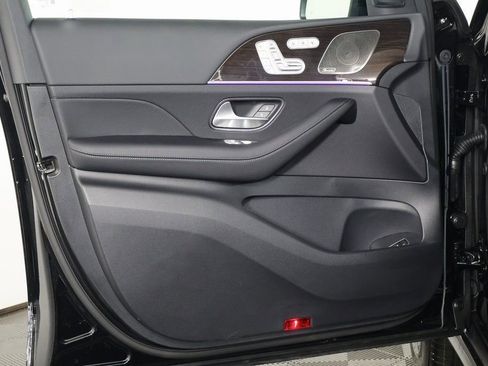 New 2026 Mercedes-Benz GLS 450 4MATIC image 8