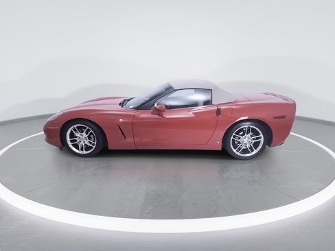 Used 2006 Chevrolet Corvette Convertible w/ Preferred Equipment Group RWD image 3