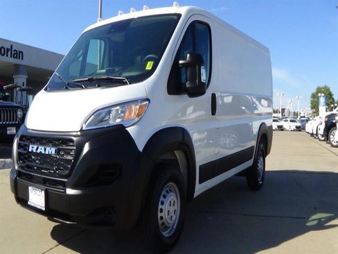 Used 2025 RAM ProMaster 2500 image 2
