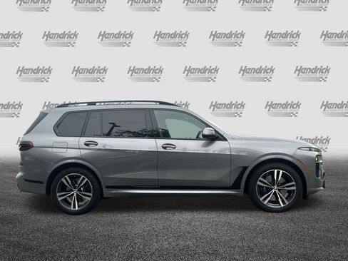 Certified 2025 BMW X7 xDrive40i w/ M Sport Package image 3