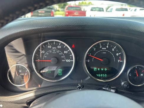 Used 2013 Jeep Wrangler Unlimited Sport AWD/4WD image 22