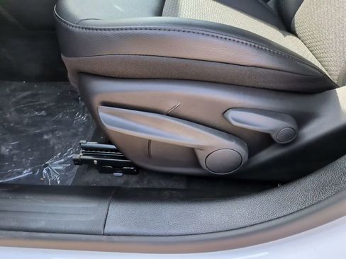 New 2026 Jeep Compass Latitude image 26