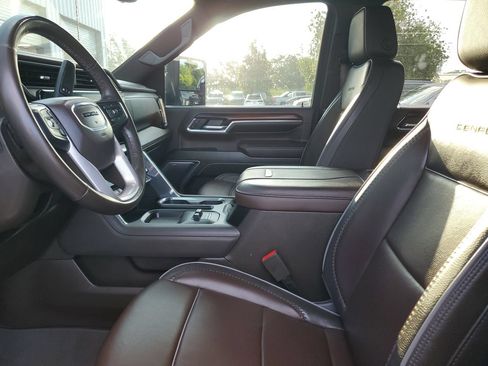 Used 2024 GMC Sierra 3500 Denali w/ Denali Reserve Package AWD/4WD image 19