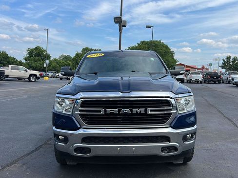 Used 2019 RAM 1500 Big Horn AWD/4WD image 3