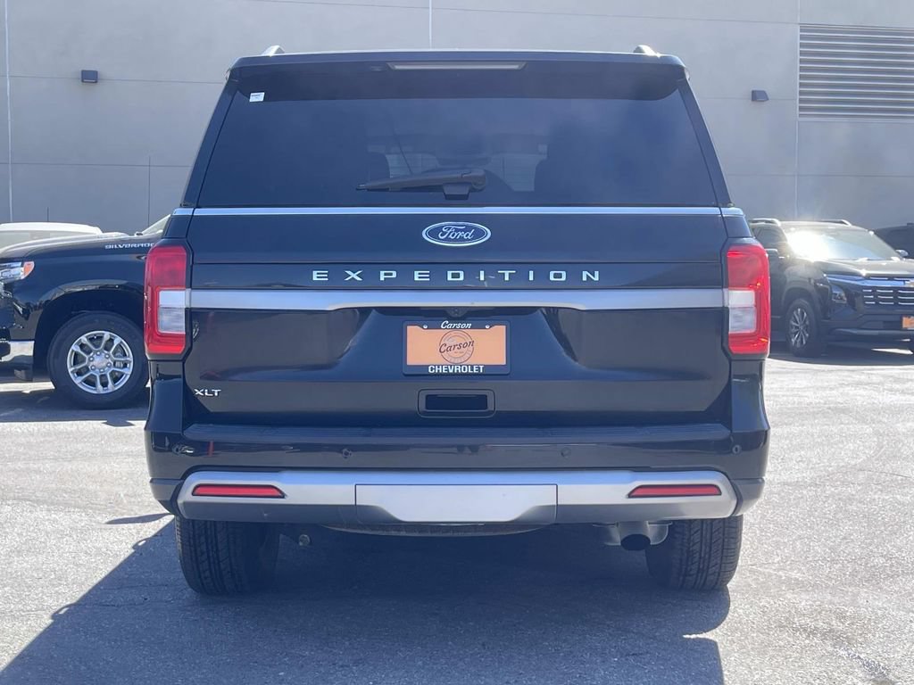 Used 2024 Ford Expedition XLT AWD/4WD image 4
