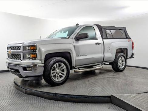 Used 2014 Chevrolet Silverado 1500 LT w/ LT Convenience Package image 2