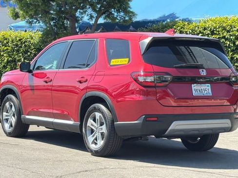 Certified 2024 Honda Pilot EX-L image 6