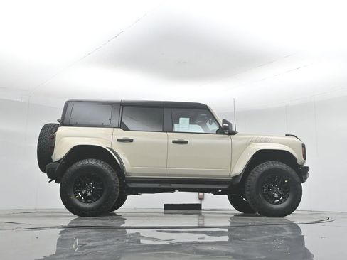 New 2025 Ford Bronco Raptor w/ Interior Carbon Fiber Pack image 47