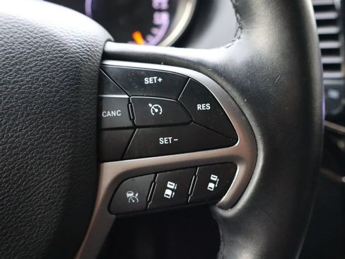 Used 2019 Jeep Grand Cherokee High Altitude AWD/4WD image 16