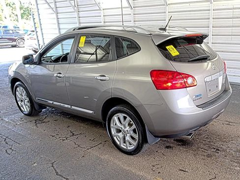 Used 2013 Nissan Rogue SL FWD image 2
