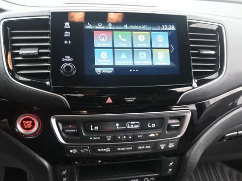 Used 2024 Honda Passport Black Edition image 15
