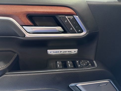 Certified 2022 GMC Sierra 1500 Denali image 24
