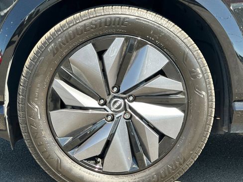 Certified 2023 Nissan Ariya FWD image 33