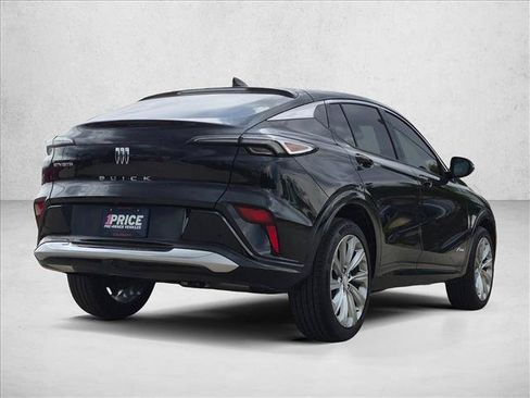 Used 2025 Buick Envista Avenir FWD image 5