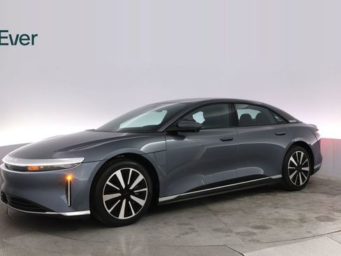 Used 2023 Lucid Air Pure image 18