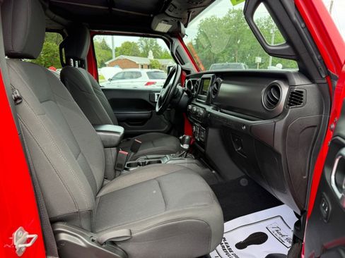 Used 2022 Jeep Wrangler Unlimited Sport AWD/4WD image 24