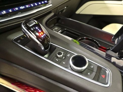 Used 2021 Cadillac Escalade Sport w/ Driver Assist Tech Package image 31