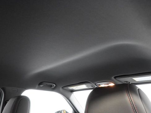 Used 2023 Chevrolet TrailBlazer RS w/ Convenience Package image 17