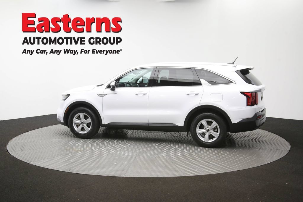 Used 2023 Kia Sorento LX FWD image 59