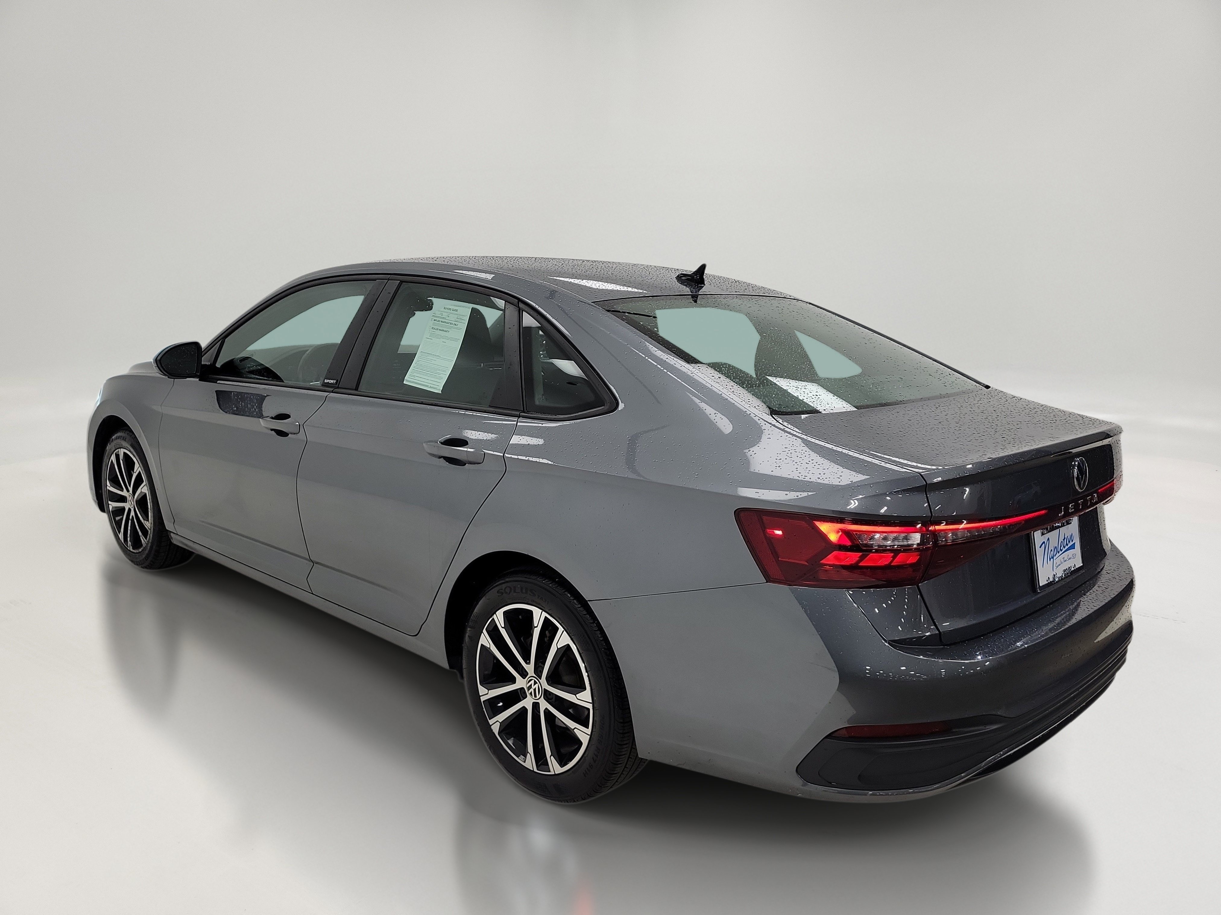 Used 2025 Volkswagen Jetta Sport FWD image 5