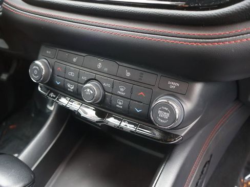 Used 2023 Dodge Durango GT AWD/4WD image 13